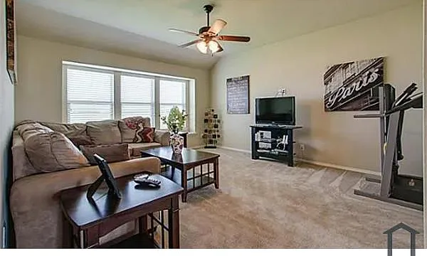 1317 Villa Paloma Blvd — Photo 6