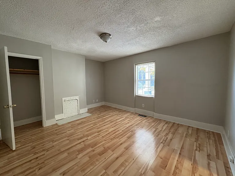 909 Lischey Ave — Photo 7