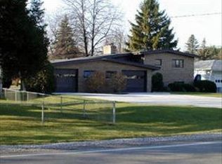 4095 Brockway Rd, Saginaw, MI 48638