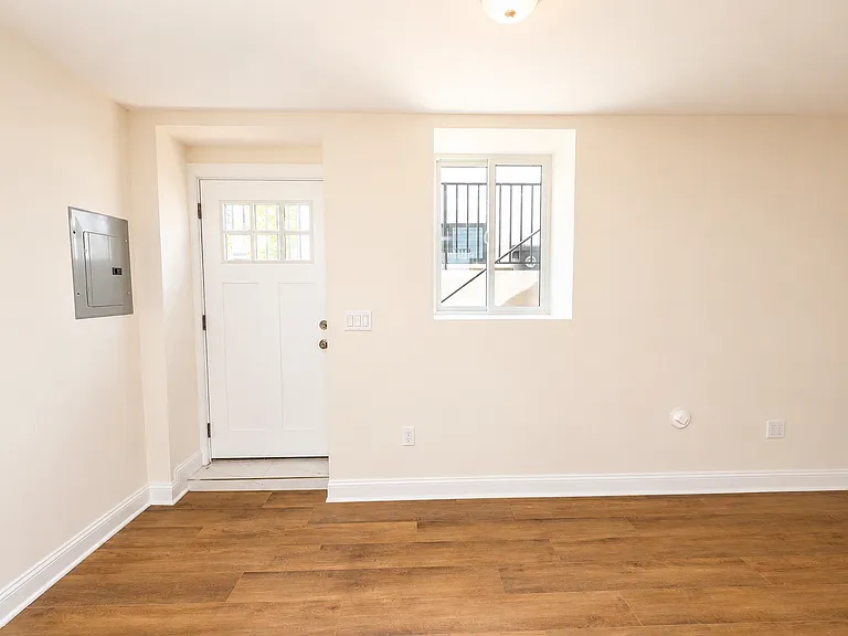 280 Eltingville Blvd #1 — Photo 13