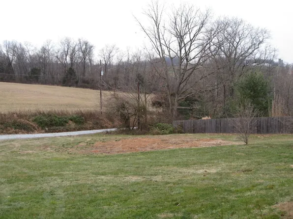 186 Reath Rd, Kirkwood, PA 17536
