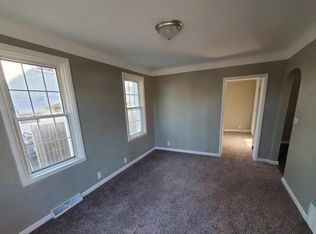 935 21st Ave SW, Cedar Rapids, IA 52404