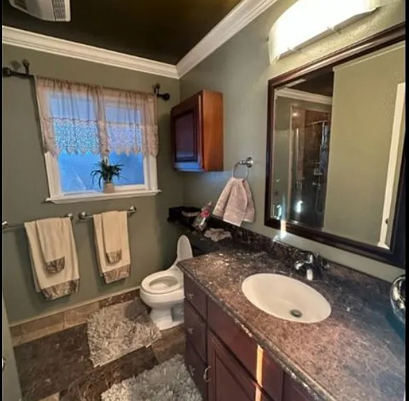 48 Jeanette Way — Photo 8