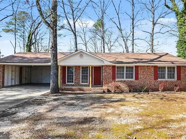 215 Lakeview Dr, Temple, GA 30179