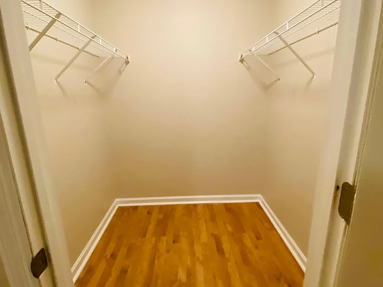 6033 Waterbury Ln — Photo 12