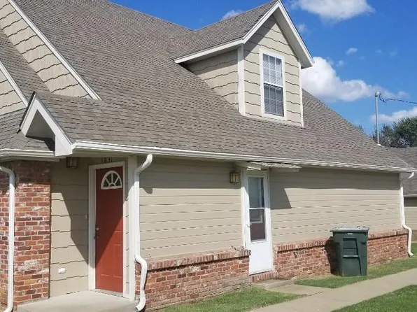 1831 S Osage St, Skiatook, OK 74070