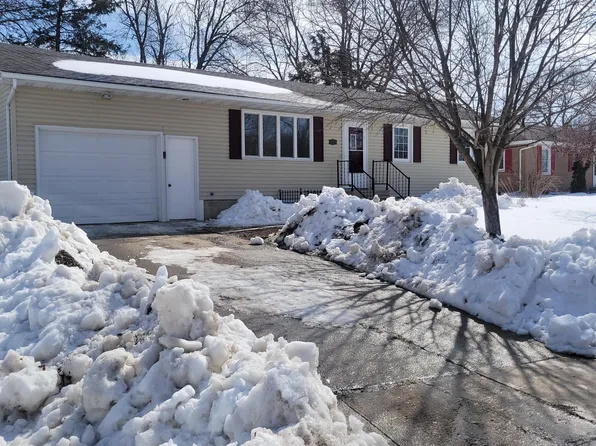 211 W Christina St, Fairmont, MN 56031