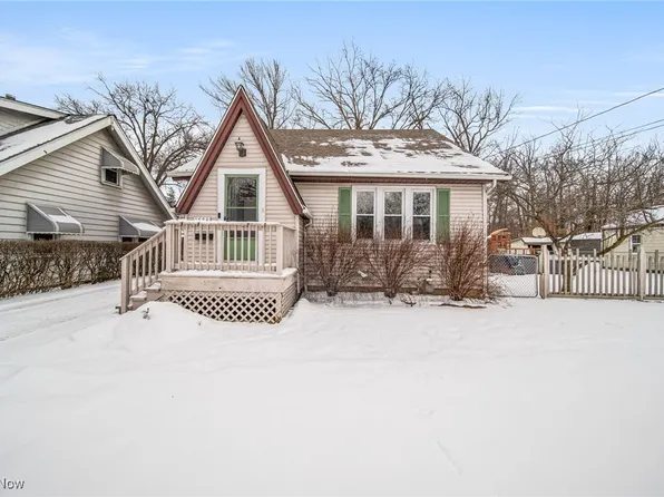 1589 E 337th St, Eastlake, OH 44095