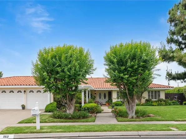 1162 Castlegate Ln, Santa Ana, CA 92705