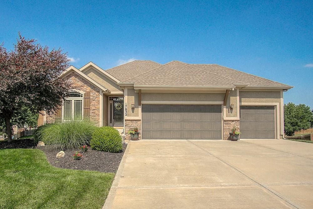 17832 W 166th St, Olathe, KS 66062 Zillow