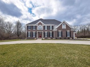 4145 Meadow Park Dr, Decatur, IL 62521