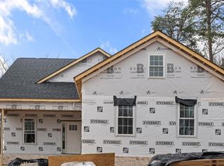 4636 Pinehill Dr, Pfafftown, NC 27040