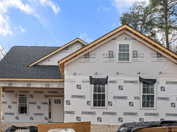 4636 Pinehill Dr, Pfafftown, NC 27040