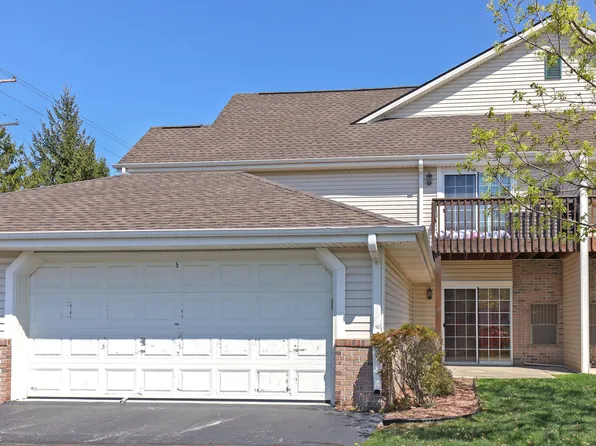 6936 Dale Dr, Racine, WI 53402