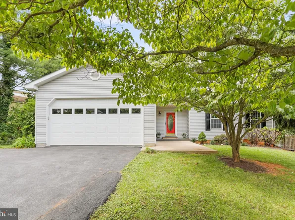 19 Wakeland Ct, Front Royal, VA 22630