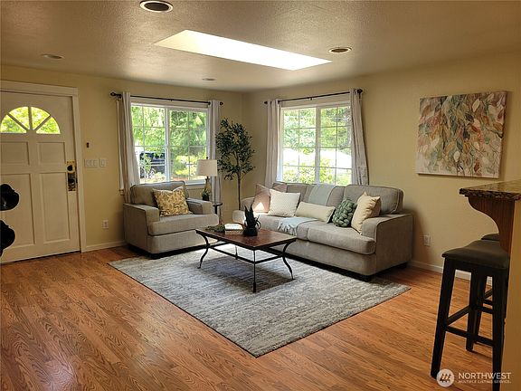 5th image of 4975 David Road NW
