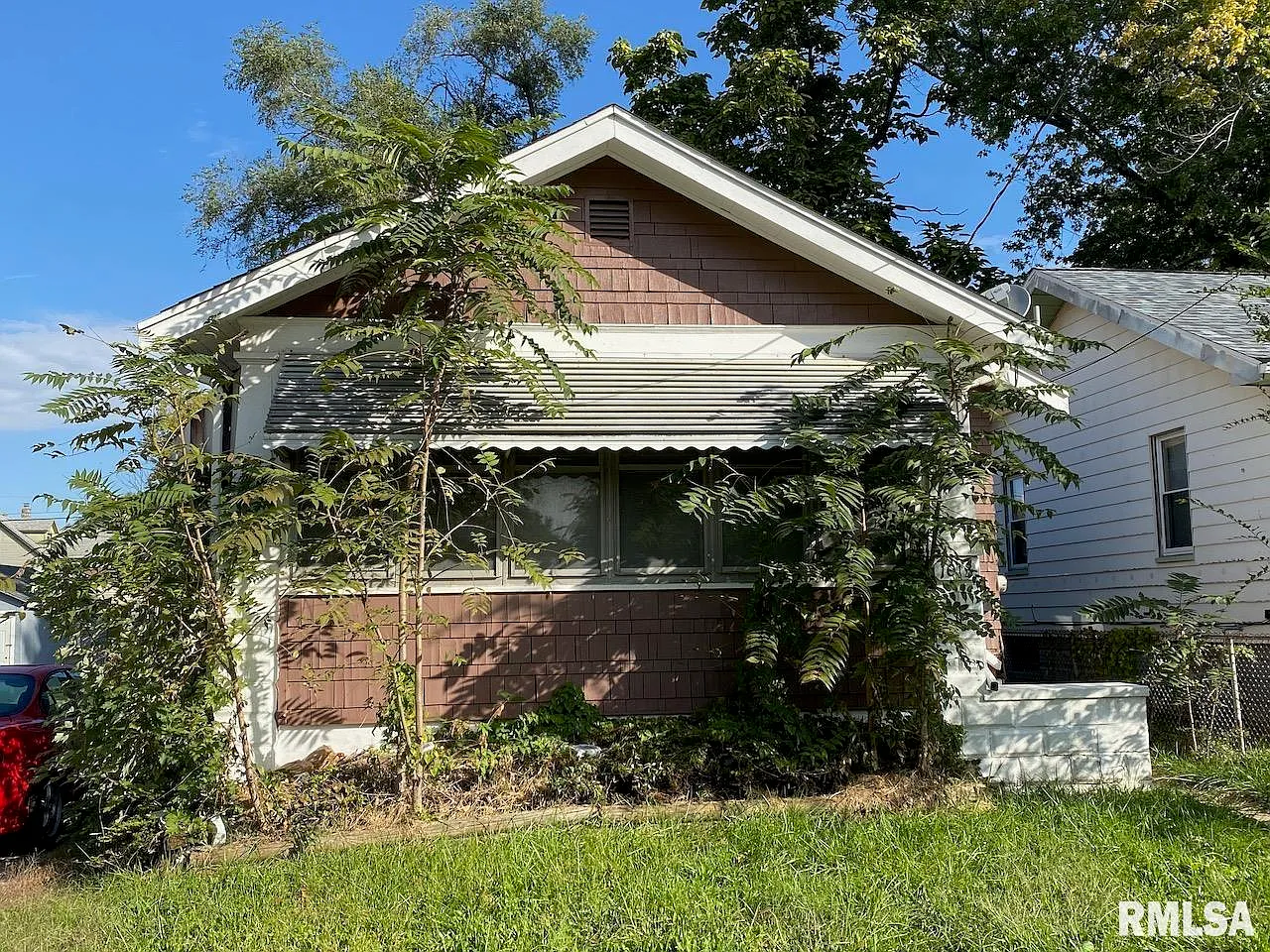 1013 W McClure Ave photo 1