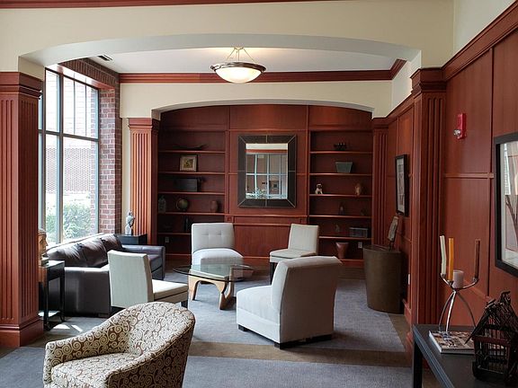 3rd image of 251 Daniel Burnham Sq APT 601