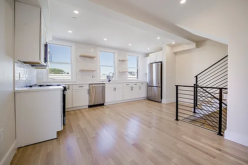 59 Gove St #4 Photo 1