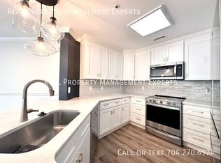 1038 Southwest Dr, Davidson, NC 28036