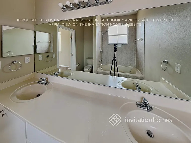 15307 SW 88th Ter — Photo 13