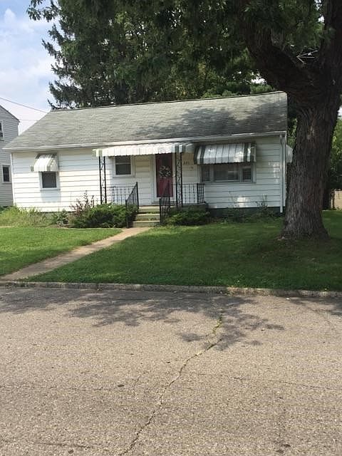 1st image of 221 W Hubert Ave