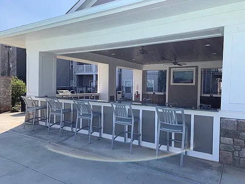 Larkspur Pointe Apartments Photo 1