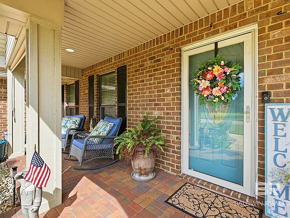 4th image of 33603 Fieldstone Ln
