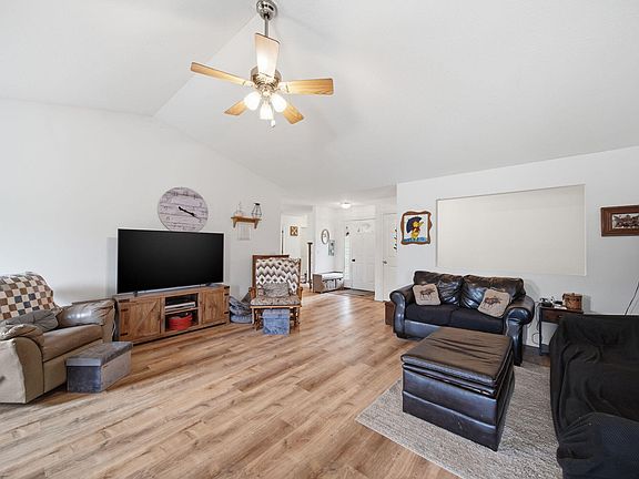 4th image of 3427 Leeomi Dr