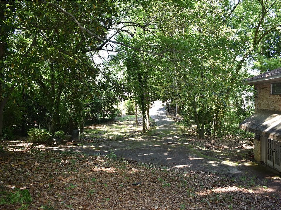 2nd image of 561 Forestdale Dr