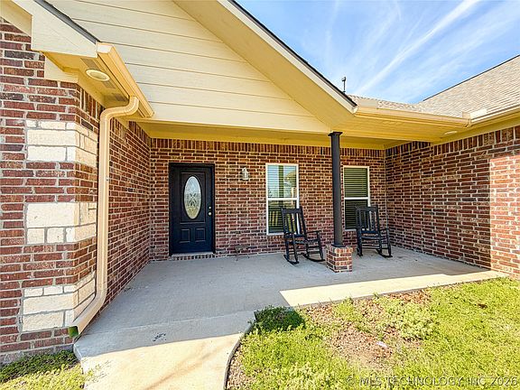 3rd image of 21107 S 530th Rd