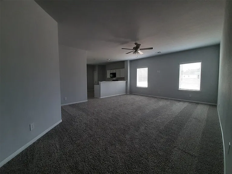 5855 Strawflower Ln — Photo 6