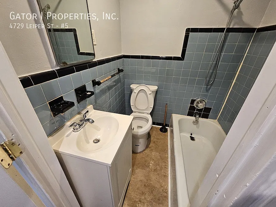 Large 1 Bedroom Apartment For Rent — Photo 3