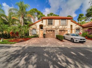1043 Via Jardin, Riviera Beach, FL 33418