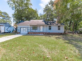 3815 David St, Fayetteville, NC 28304