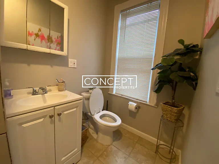 12 Pleasant St — Photo 15