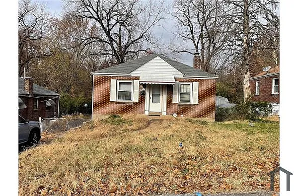 5313 Fletcher St photo 1