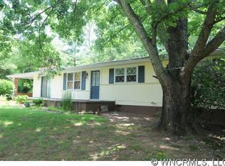 435 Thermal View Dr, Tryon, NC 28782