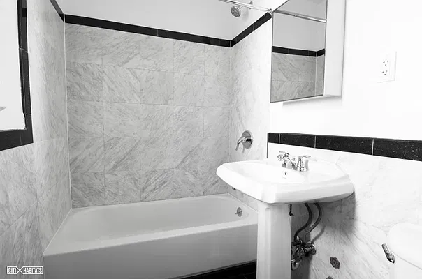 Rented by Compass | media 9