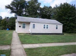 303 Bassett Ave, New Castle, DE 19720