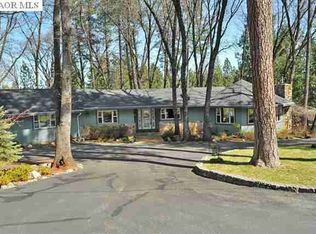 12637 Friar Tuck Rd, Grass Valley, CA 95949