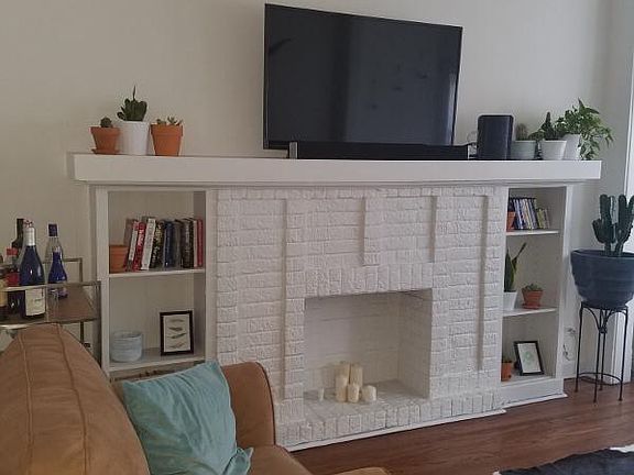 2nd image of 1315 W Lawrence Ave #2