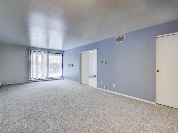 425 West Willow COURT #103, Fox Point, WI 53217