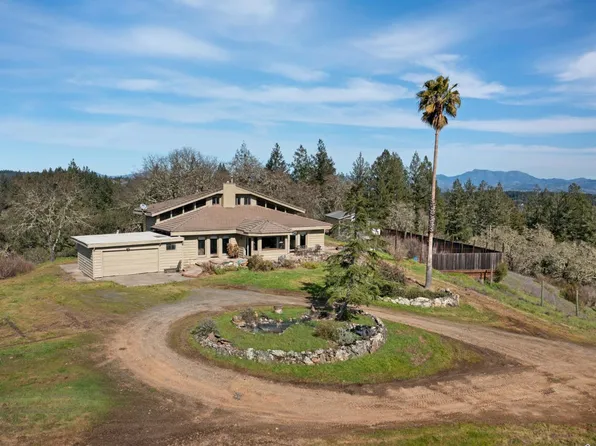 7967 Martinelli Road, Forestville, CA 95436