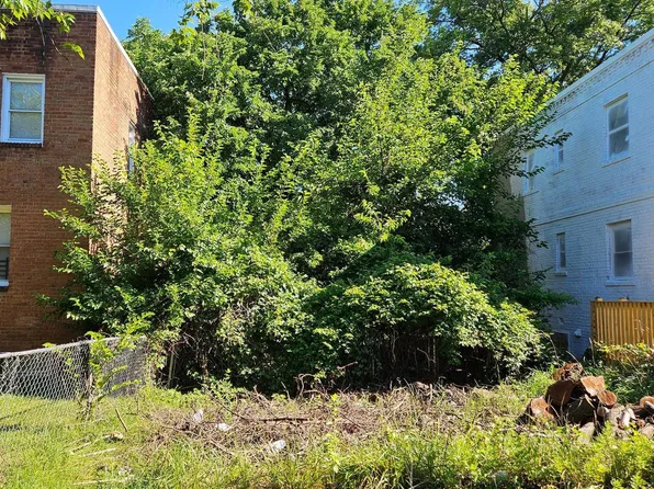 4224 Foote St NE, Washington, DC 20019