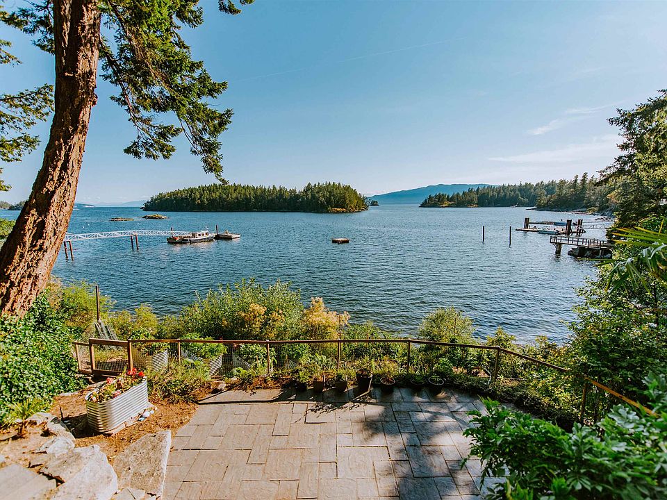 4990 Francis Peninsula Rd, Madeira Park,