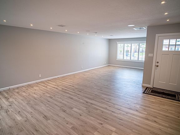 2nd image of 10120 Monaco Dr