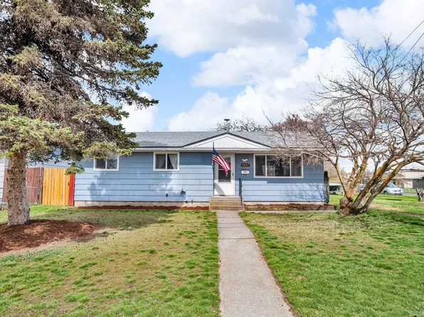 1227 E Jackson Ave, Spokane, WA 99207