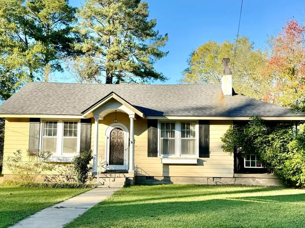84 Snider St, Grenada, MS 38901