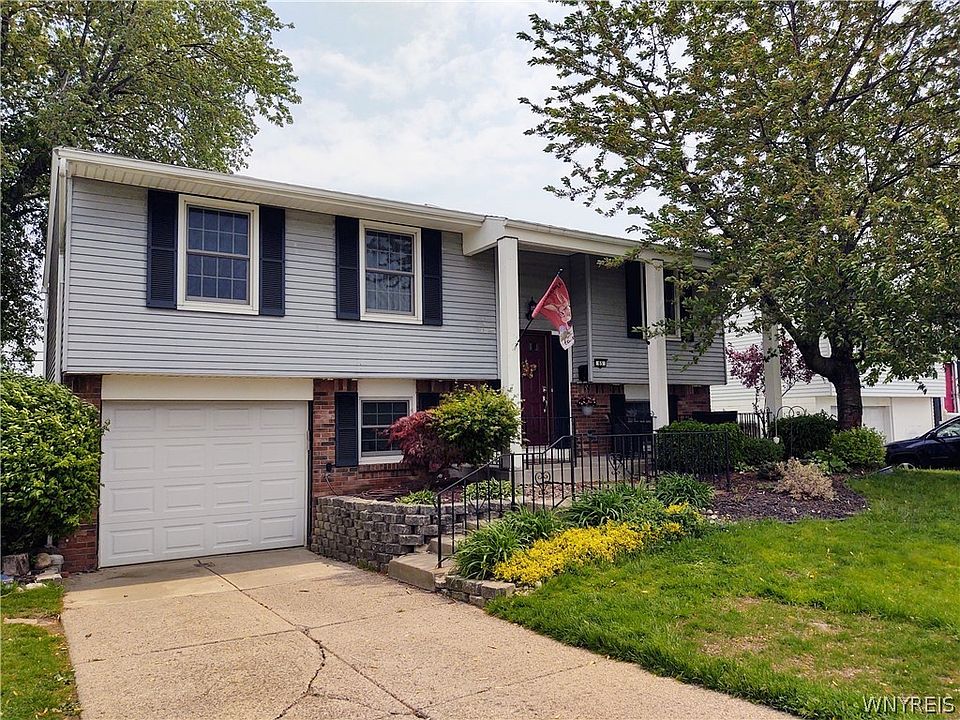 1st image of 65 Danielle Dr